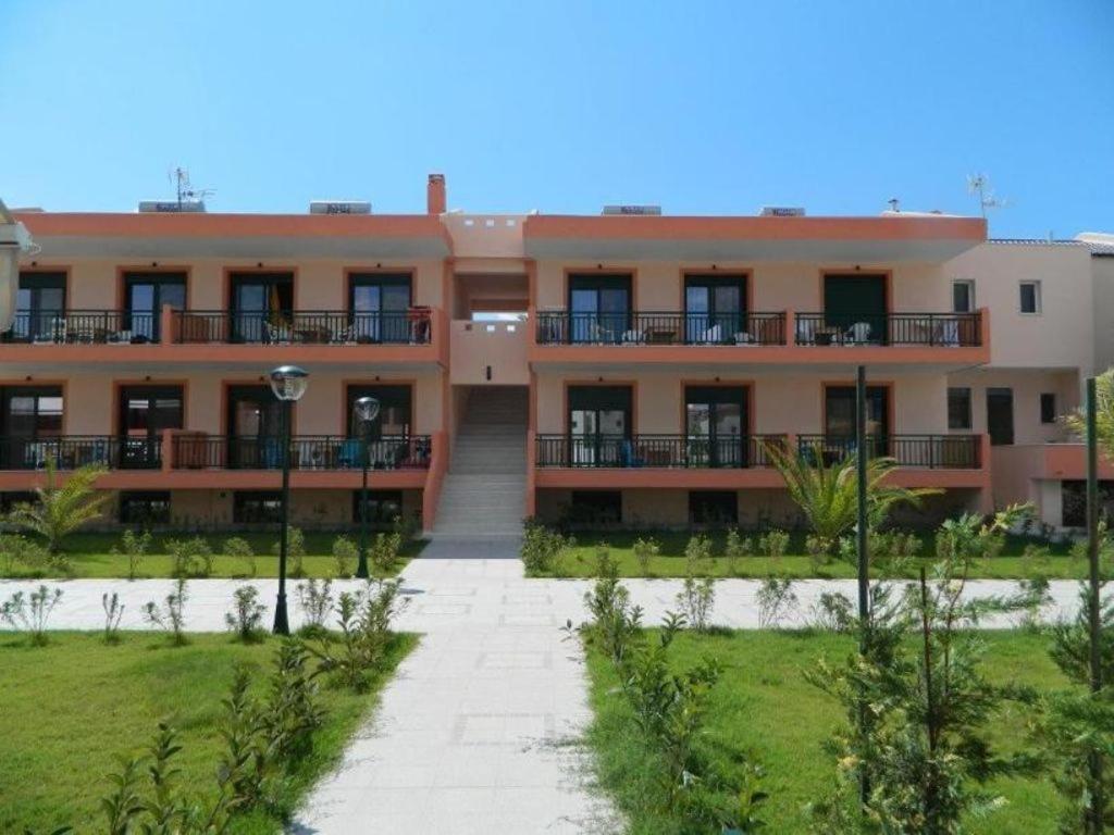 Stefania Sun Apartments Nikiti  Exterior photo